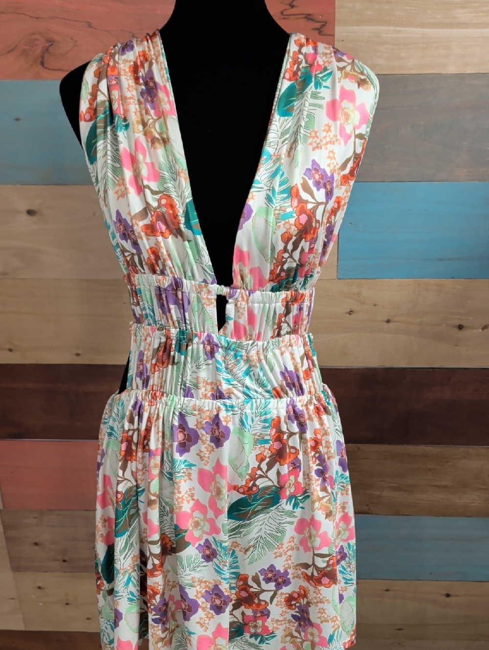 Floral Backless V-Neck Summer Dress - White Multi